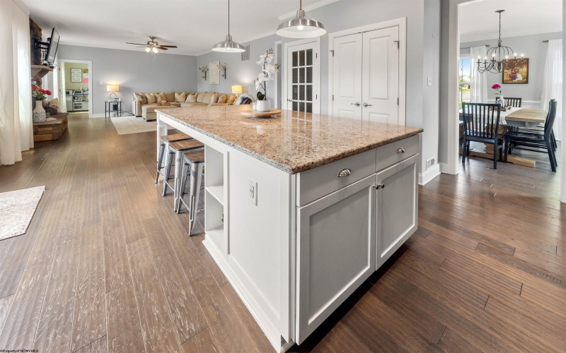 146 Summit Woods Drive, Morgantown, West Virginia 26508, 4 Bedrooms Bedrooms, 9 Rooms Rooms,3 BathroomsBathrooms,Single Family Detached,For Sale,Summit Woods,10159656
