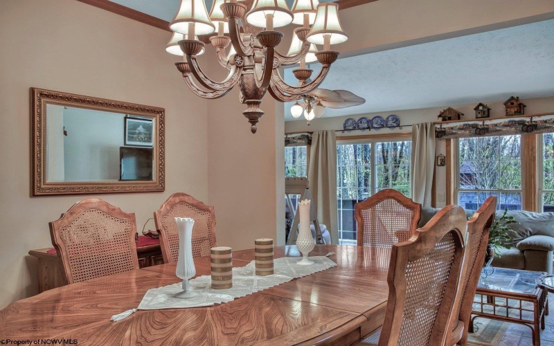 888 E Alpine Drive, Terra Alta, West Virginia 26764, 3 Bedrooms Bedrooms, 11 Rooms Rooms,2 BathroomsBathrooms,Single Family Detached,For Sale,E Alpine,10159659