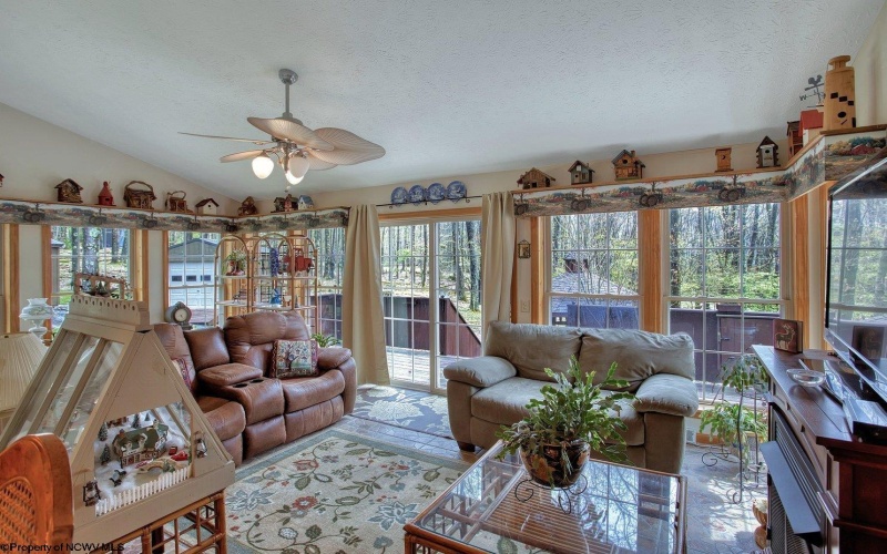 888 E Alpine Drive, Terra Alta, West Virginia 26764, 3 Bedrooms Bedrooms, 11 Rooms Rooms,2 BathroomsBathrooms,Single Family Detached,For Sale,E Alpine,10159659