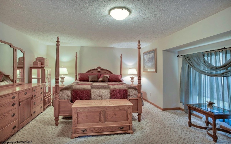 888 E Alpine Drive, Terra Alta, West Virginia 26764, 3 Bedrooms Bedrooms, 11 Rooms Rooms,2 BathroomsBathrooms,Single Family Detached,For Sale,E Alpine,10159659