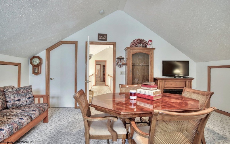 888 E Alpine Drive, Terra Alta, West Virginia 26764, 3 Bedrooms Bedrooms, 11 Rooms Rooms,2 BathroomsBathrooms,Single Family Detached,For Sale,E Alpine,10159659