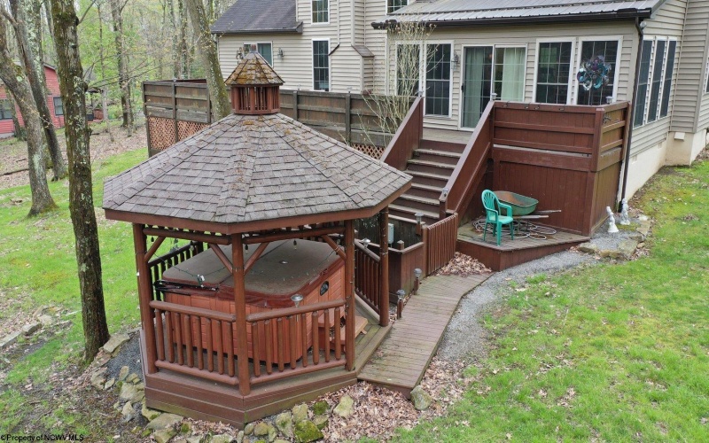 888 E Alpine Drive, Terra Alta, West Virginia 26764, 3 Bedrooms Bedrooms, 11 Rooms Rooms,2 BathroomsBathrooms,Single Family Detached,For Sale,E Alpine,10159659