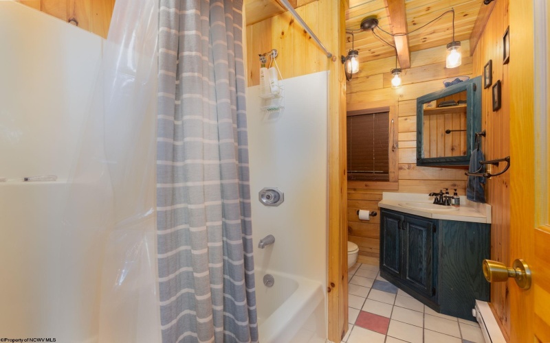 1 Ginger Court, Terra Alta, West Virginia 26764, 3 Bedrooms Bedrooms, 8 Rooms Rooms,2 BathroomsBathrooms,Single Family Detached,For Sale,Ginger,10159652
