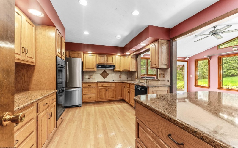 160 Poplar Drive, Morgantown, West Virginia 26505, 4 Bedrooms Bedrooms, 9 Rooms Rooms,3 BathroomsBathrooms,Single Family Detached,For Sale,Poplar,10159658