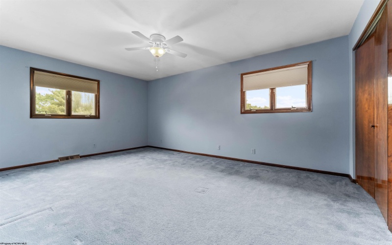 160 Poplar Drive, Morgantown, West Virginia 26505, 4 Bedrooms Bedrooms, 9 Rooms Rooms,3 BathroomsBathrooms,Single Family Detached,For Sale,Poplar,10159658
