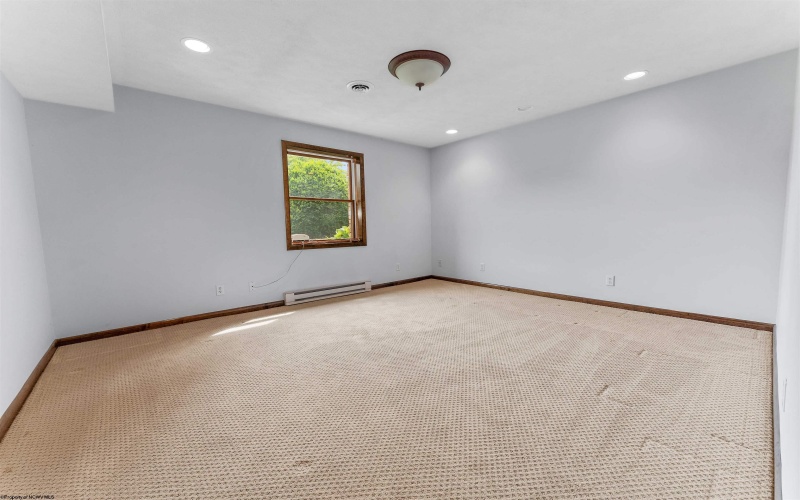 160 Poplar Drive, Morgantown, West Virginia 26505, 4 Bedrooms Bedrooms, 9 Rooms Rooms,3 BathroomsBathrooms,Single Family Detached,For Sale,Poplar,10159658