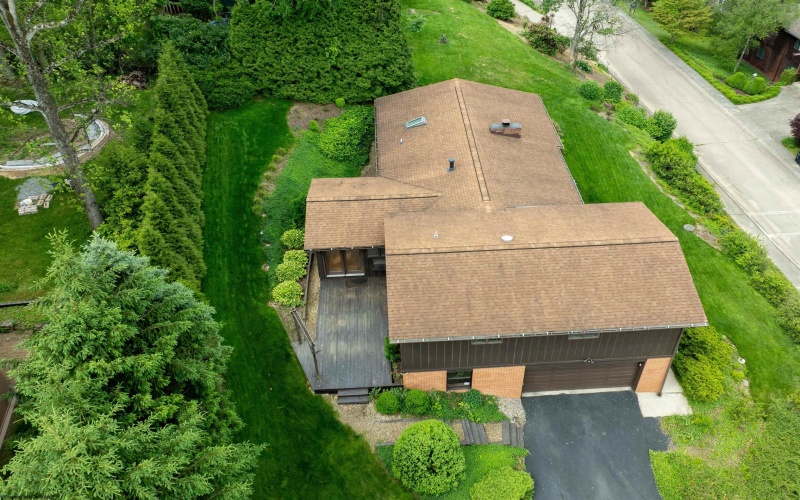 160 Poplar Drive, Morgantown, West Virginia 26505, 4 Bedrooms Bedrooms, 9 Rooms Rooms,3 BathroomsBathrooms,Single Family Detached,For Sale,Poplar,10159658
