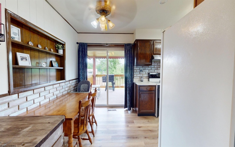 1601 Green Gables Road, Fairmont, West Virginia 26554, 4 Bedrooms Bedrooms, 7 Rooms Rooms,2 BathroomsBathrooms,Single Family Detached,For Sale,Green Gables,10159667