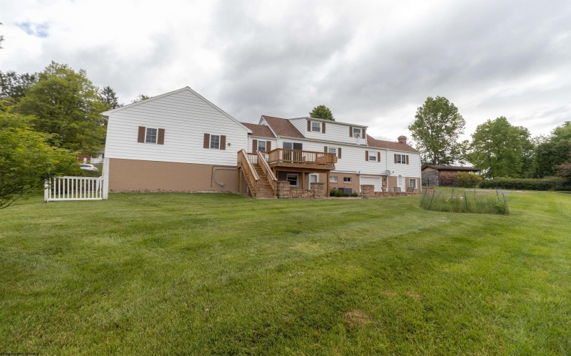 209 Arbor Court, Bridgeport, West Virginia 26330, 4 Bedrooms Bedrooms, 8 Rooms Rooms,3 BathroomsBathrooms,Single Family Detached,For Sale,Arbor,10159684