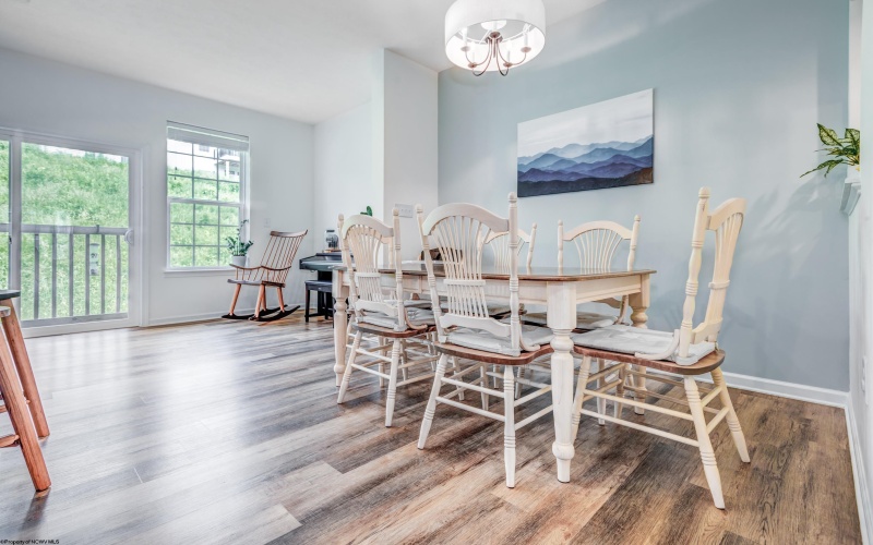 243 Tide Way, Morgantown, West Virginia 26508, 3 Bedrooms Bedrooms, 7 Rooms Rooms,2 BathroomsBathrooms,Single Family Attached,For Sale,Tide,10159683