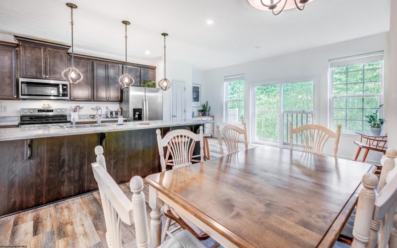 243 Tide Way, Morgantown, West Virginia 26508, 3 Bedrooms Bedrooms, 7 Rooms Rooms,2 BathroomsBathrooms,Single Family Attached,For Sale,Tide,10159683