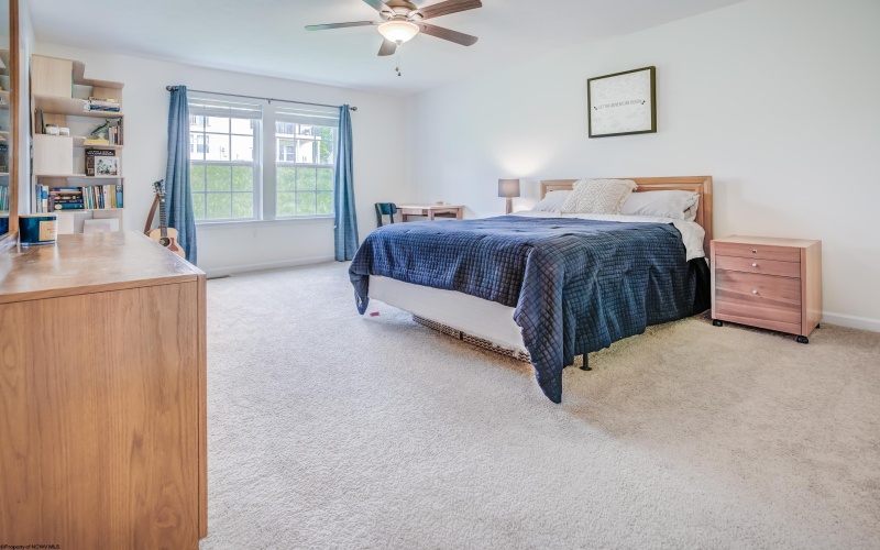 243 Tide Way, Morgantown, West Virginia 26508, 3 Bedrooms Bedrooms, 7 Rooms Rooms,2 BathroomsBathrooms,Single Family Attached,For Sale,Tide,10159683