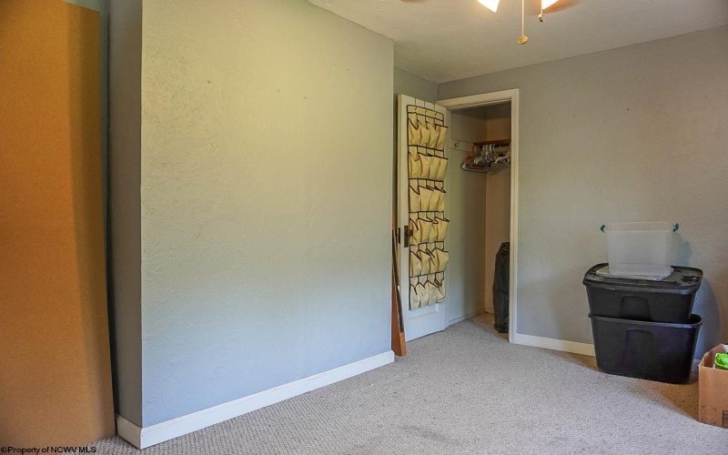 1917 Pleasant Valley Road, Fairmont, West Virginia 26554, 3 Bedrooms Bedrooms, 10 Rooms Rooms,2 BathroomsBathrooms,Single Family Detached,For Sale,Pleasant Valley,10159682
