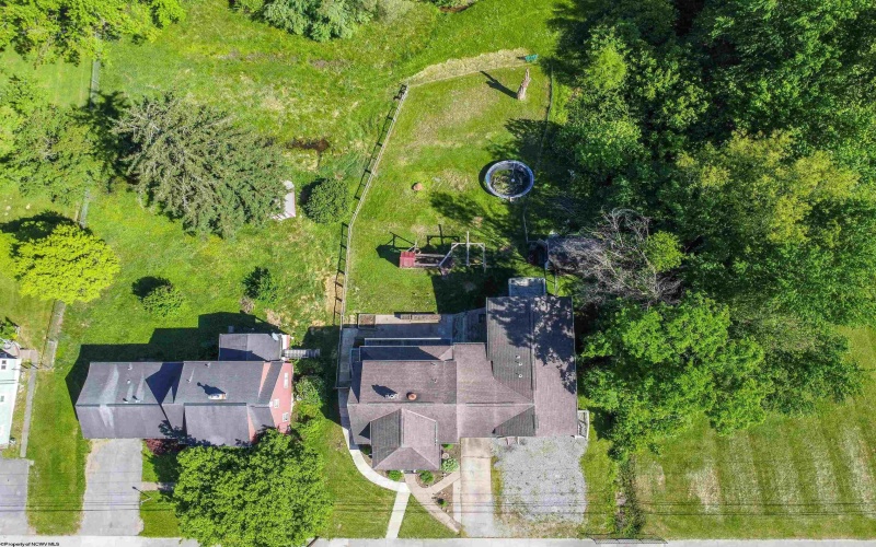 1917 Pleasant Valley Road, Fairmont, West Virginia 26554, 3 Bedrooms Bedrooms, 10 Rooms Rooms,2 BathroomsBathrooms,Single Family Detached,For Sale,Pleasant Valley,10159682
