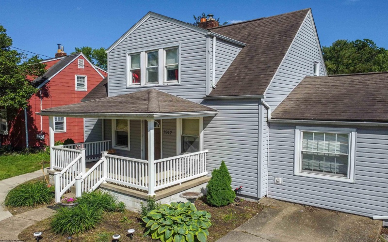 1917 Pleasant Valley Road, Fairmont, West Virginia 26554, 3 Bedrooms Bedrooms, 10 Rooms Rooms,2 BathroomsBathrooms,Single Family Detached,For Sale,Pleasant Valley,10159682