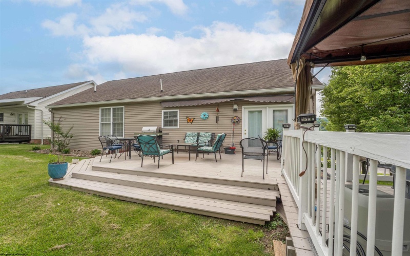 101 Summits Ridge, Morgantown, West Virginia 26508, 4 Bedrooms Bedrooms, 8 Rooms Rooms,3 BathroomsBathrooms,Single Family Detached,For Sale,Summits,10159671