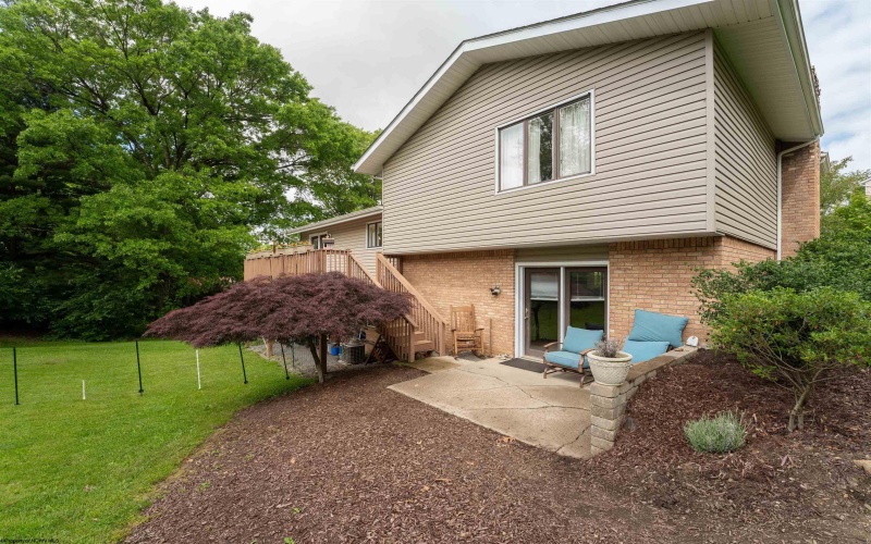 109 Scenery Drive, Morgantown, West Virginia 26505, 3 Bedrooms Bedrooms, 7 Rooms Rooms,3 BathroomsBathrooms,Single Family Detached,For Sale,Scenery,10159681
