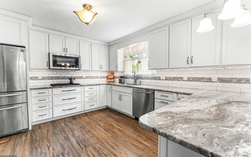 109 Scenery Drive, Morgantown, West Virginia 26505, 3 Bedrooms Bedrooms, 7 Rooms Rooms,3 BathroomsBathrooms,Single Family Detached,For Sale,Scenery,10159681