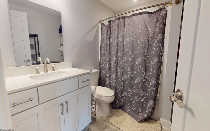 123 Sadie Lane, Morgantown, West Virginia 26508, 3 Bedrooms Bedrooms, 7 Rooms Rooms,3 BathroomsBathrooms,Single Family Detached,For Sale,Sadie,10159670