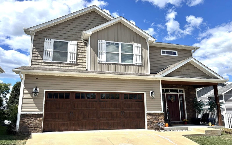 123 Sadie Lane, Morgantown, West Virginia 26508, 3 Bedrooms Bedrooms, 7 Rooms Rooms,3 BathroomsBathrooms,Single Family Detached,For Sale,Sadie,10159670
