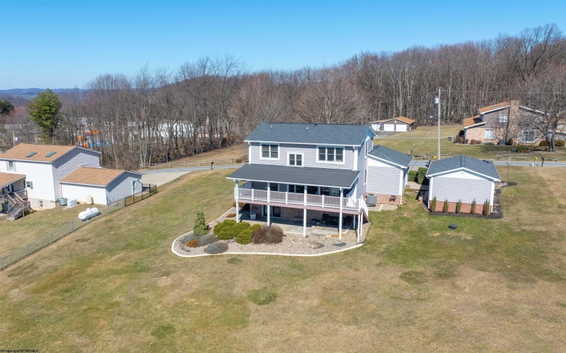 48 Ringold Lane, Morgantown, West Virginia 26508, 4 Bedrooms Bedrooms, 8 Rooms Rooms,3 BathroomsBathrooms,Single Family Detached,For Sale,Ringold,10159668