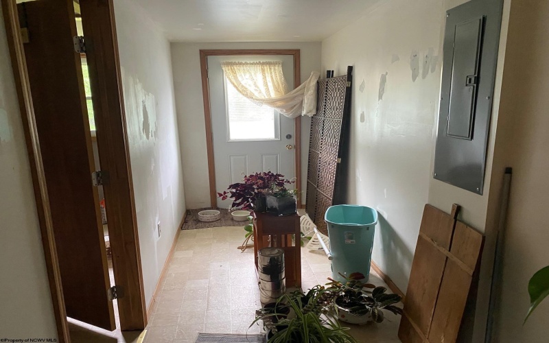 21434 Seneca Trail, Valley Head, West Virginia 26294, 2 Bedrooms Bedrooms, 5 Rooms Rooms,1 BathroomBathrooms,Single Family Detached,For Sale,Seneca,10159674