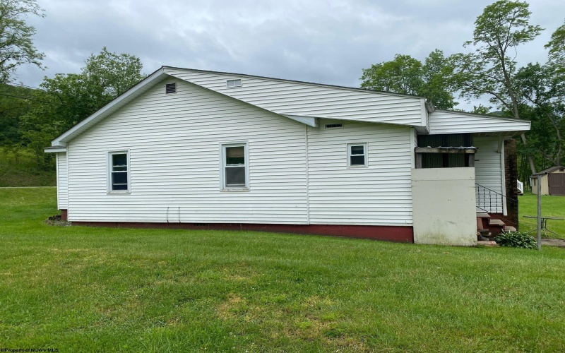 21434 Seneca Trail, Valley Head, West Virginia 26294, 2 Bedrooms Bedrooms, 5 Rooms Rooms,1 BathroomBathrooms,Single Family Detached,For Sale,Seneca,10159674
