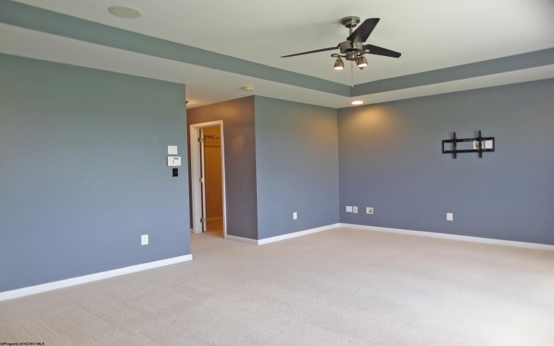 141 Birds Eye View Drive, Morgantown, West Virginia 26501, 4 Bedrooms Bedrooms, 9 Rooms Rooms,2 BathroomsBathrooms,Single Family Attached,For Sale,Birds Eye View,10159687