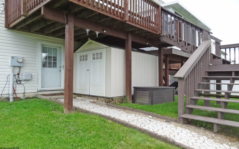 141 Birds Eye View Drive, Morgantown, West Virginia 26501, 4 Bedrooms Bedrooms, 9 Rooms Rooms,2 BathroomsBathrooms,Single Family Attached,For Sale,Birds Eye View,10159687