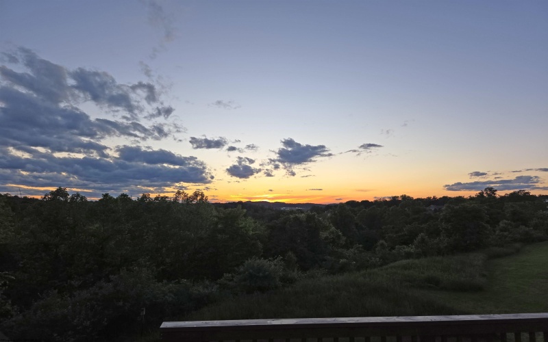 141 Birds Eye View Drive, Morgantown, West Virginia 26501, 4 Bedrooms Bedrooms, 9 Rooms Rooms,2 BathroomsBathrooms,Single Family Attached,For Sale,Birds Eye View,10159687
