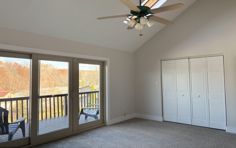 615 Mariner Village, Morgantown, West Virginia 26508, 3 Bedrooms Bedrooms, 6 Rooms Rooms,4 BathroomsBathrooms,Residential Rentals,For Rent,Mariner,10159685