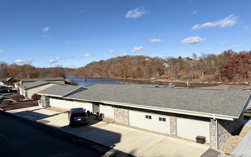 615 Mariner Village, Morgantown, West Virginia 26508, 3 Bedrooms Bedrooms, 6 Rooms Rooms,4 BathroomsBathrooms,Residential Rentals,For Rent,Mariner,10159685