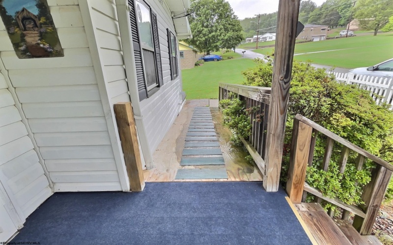 1501 Rose Lane, Fairmont, West Virginia 26554, 2 Bedrooms Bedrooms, 4 Rooms Rooms,1 BathroomBathrooms,Single Family Detached,For Sale,Rose,10159688