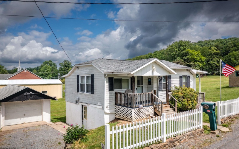 1501 Rose Lane, Fairmont, West Virginia 26554, 2 Bedrooms Bedrooms, 4 Rooms Rooms,1 BathroomBathrooms,Single Family Detached,For Sale,Rose,10159688
