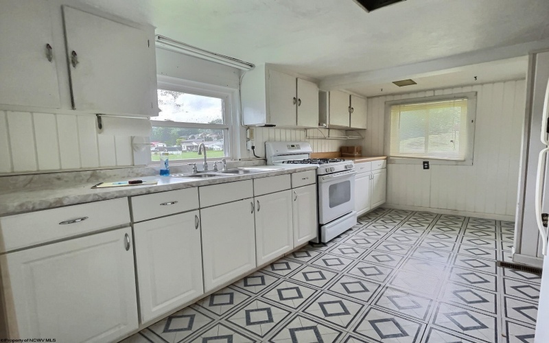 1501 Rose Lane, Fairmont, West Virginia 26554, 2 Bedrooms Bedrooms, 4 Rooms Rooms,1 BathroomBathrooms,Single Family Detached,For Sale,Rose,10159688