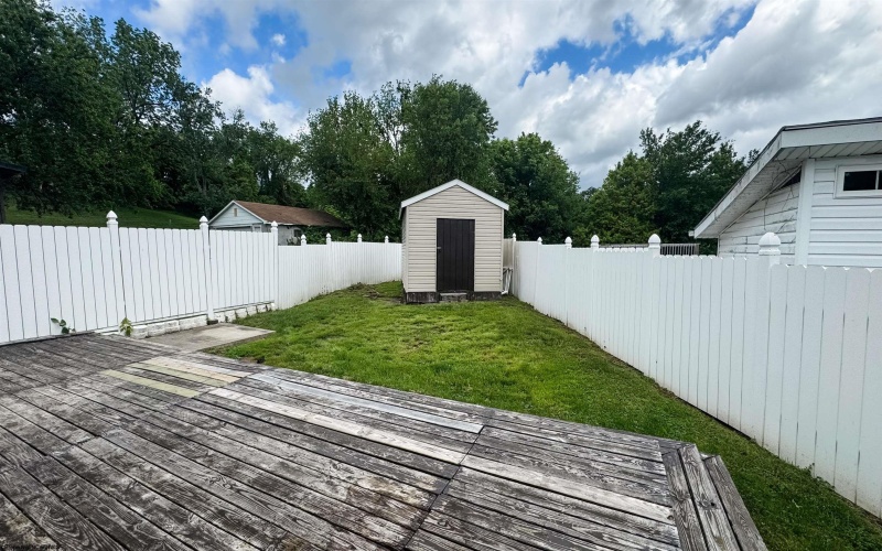 1622 Henderson Avenue, Clarksburg, West Virginia 26301, 3 Bedrooms Bedrooms, 6 Rooms Rooms,2 BathroomsBathrooms,Single Family Detached,For Sale,Henderson,10159695