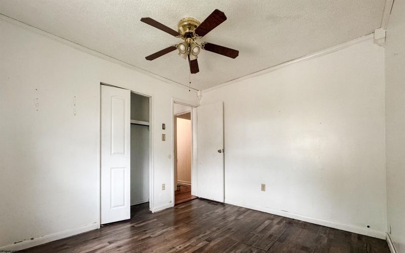 1622 Henderson Avenue, Clarksburg, West Virginia 26301, 3 Bedrooms Bedrooms, 6 Rooms Rooms,2 BathroomsBathrooms,Single Family Detached,For Sale,Henderson,10159695