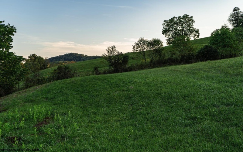 Lot 2 Lynch Road, Morgantown, West Virginia 26501, ,Lots/land,For Sale,Lynch,10159689