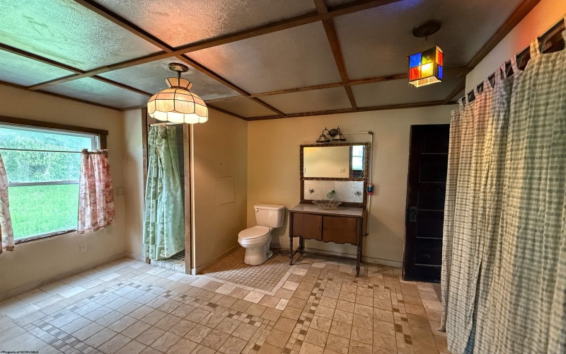 248 Casteel Road, Terra Alta, West Virginia 26764, 4 Bedrooms Bedrooms, 9 Rooms Rooms,2 BathroomsBathrooms,Single Family Detached,For Sale,Casteel,10159694