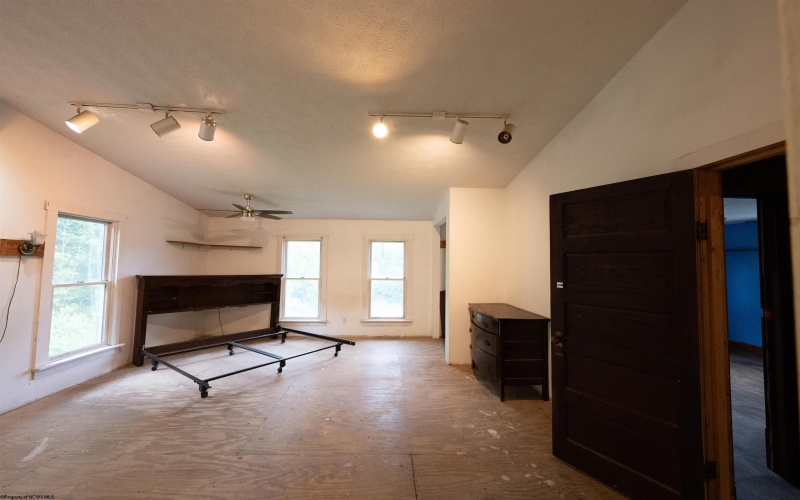 248 Casteel Road, Terra Alta, West Virginia 26764, 4 Bedrooms Bedrooms, 9 Rooms Rooms,2 BathroomsBathrooms,Single Family Detached,For Sale,Casteel,10159694