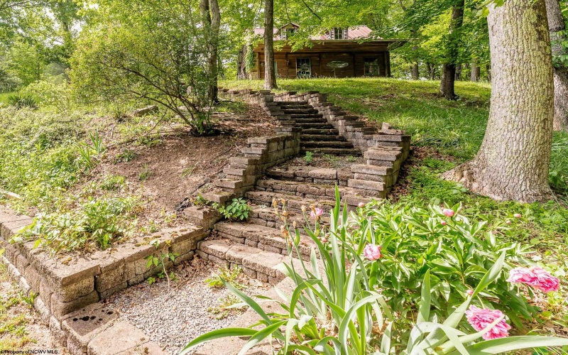 237 Highland Avenue, Grafton, West Virginia 26354, 3 Bedrooms Bedrooms, 10 Rooms Rooms,3 BathroomsBathrooms,Single Family Detached,For Sale,Highland,10159693