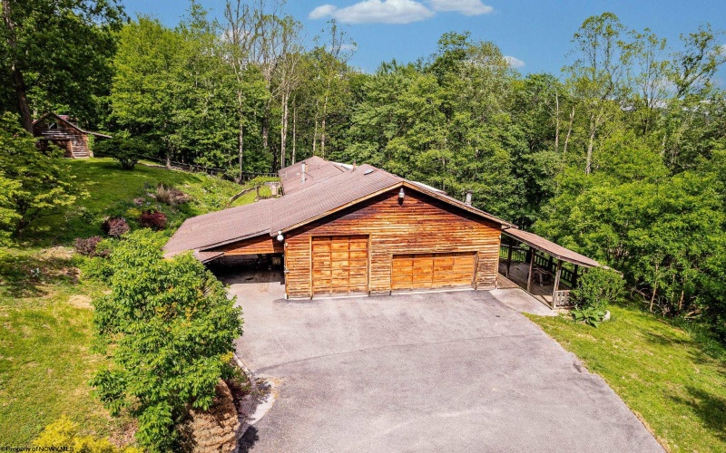 237 Highland Avenue, Grafton, West Virginia 26354, 3 Bedrooms Bedrooms, 10 Rooms Rooms,3 BathroomsBathrooms,Single Family Detached,For Sale,Highland,10159693