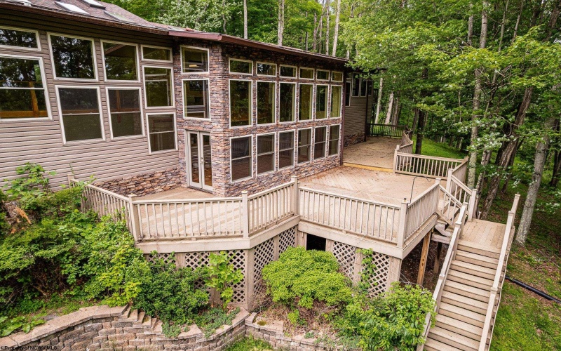 237 Highland Avenue, Grafton, West Virginia 26354, 3 Bedrooms Bedrooms, 10 Rooms Rooms,3 BathroomsBathrooms,Single Family Detached,For Sale,Highland,10159693
