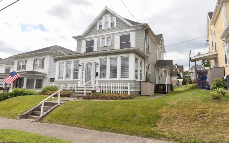 505 Maryland Avenue, Fairmont, West Virginia 26554, 3 Bedrooms Bedrooms, 7 Rooms Rooms,1 BathroomBathrooms,Single Family Detached,For Sale,Maryland,10159697