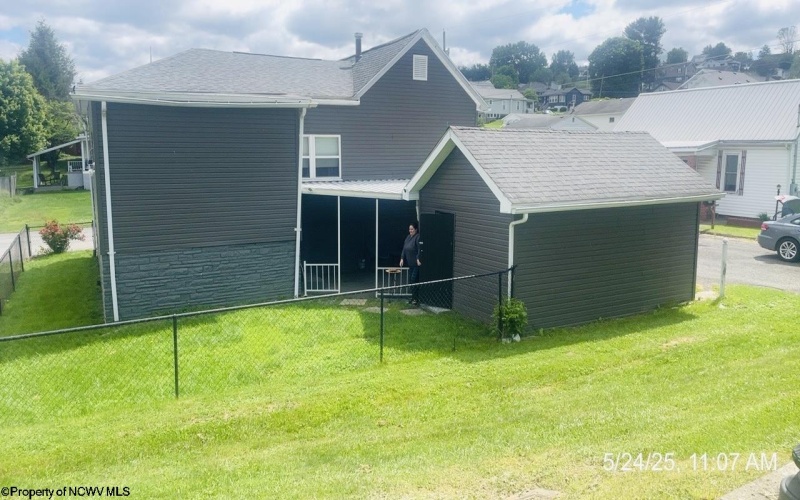 344 Tygart Street, Fairmont, West Virginia 26554, 2 Bedrooms Bedrooms, 4 Rooms Rooms,1 BathroomBathrooms,Single Family Detached,For Sale,Tygart,10159696