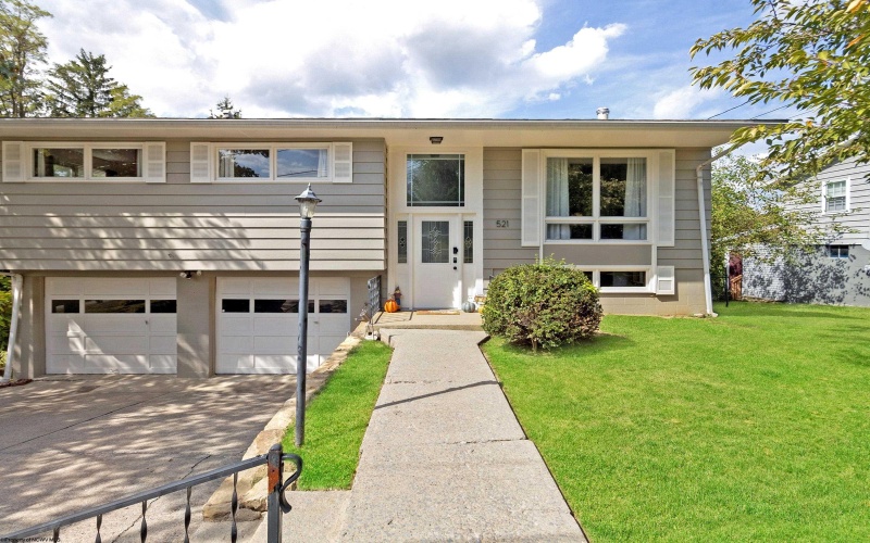 521 Woodhaven Drive, Morgantown, West Virginia 26505, 4 Bedrooms Bedrooms, 8 Rooms Rooms,2 BathroomsBathrooms,Single Family Detached,For Sale,Woodhaven,10159698