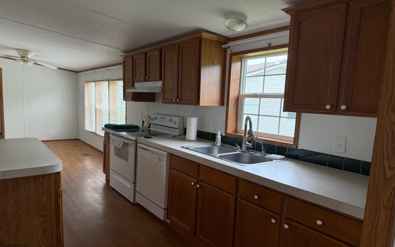 227 Wamsley Way, Valley Bend, West Virginia 26293, 3 Bedrooms Bedrooms, 6 Rooms Rooms,2 BathroomsBathrooms,Single Family Detached,For Sale,Wamsley,10159707