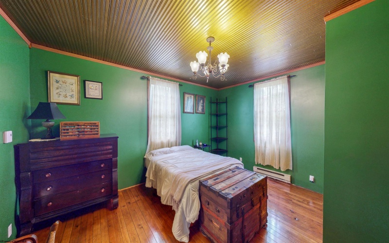 2893 Zinn Chapel Road, Reedsville, West Virginia 26547, 3 Bedrooms Bedrooms, 7 Rooms Rooms,2 BathroomsBathrooms,Single Family Detached,For Sale,Zinn Chapel,10159704