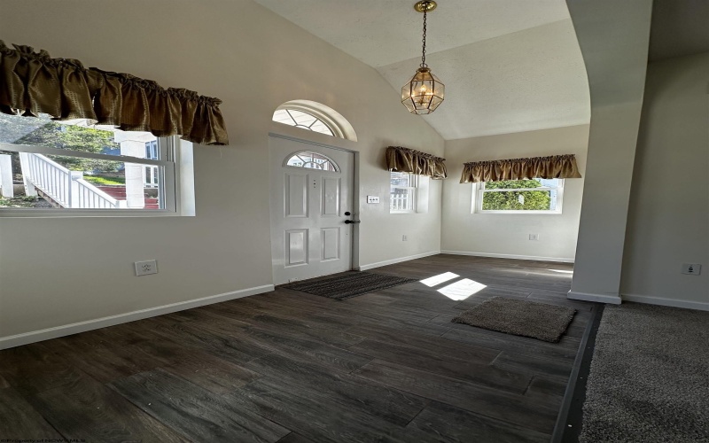 226 Woodland Avenue, Clarksburg, West Virginia 26301, 3 Bedrooms Bedrooms, 7 Rooms Rooms,2 BathroomsBathrooms,Single Family Detached,For Sale,Woodland,10159701