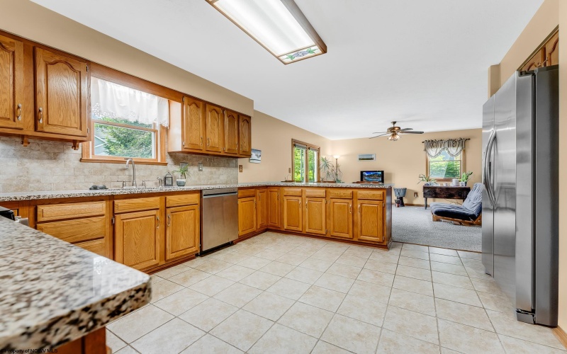 1433 Palace Drive, Morgantown, West Virginia 26508-0000, 3 Bedrooms Bedrooms, 8 Rooms Rooms,2 BathroomsBathrooms,Single Family Detached,For Sale,Palace,10159703